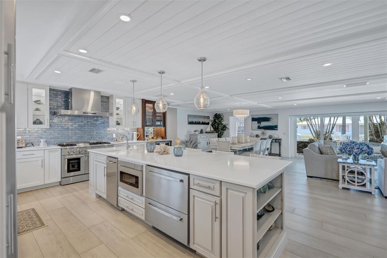 571 Ranger Lane , Longboat Key, FL 34228 Photo