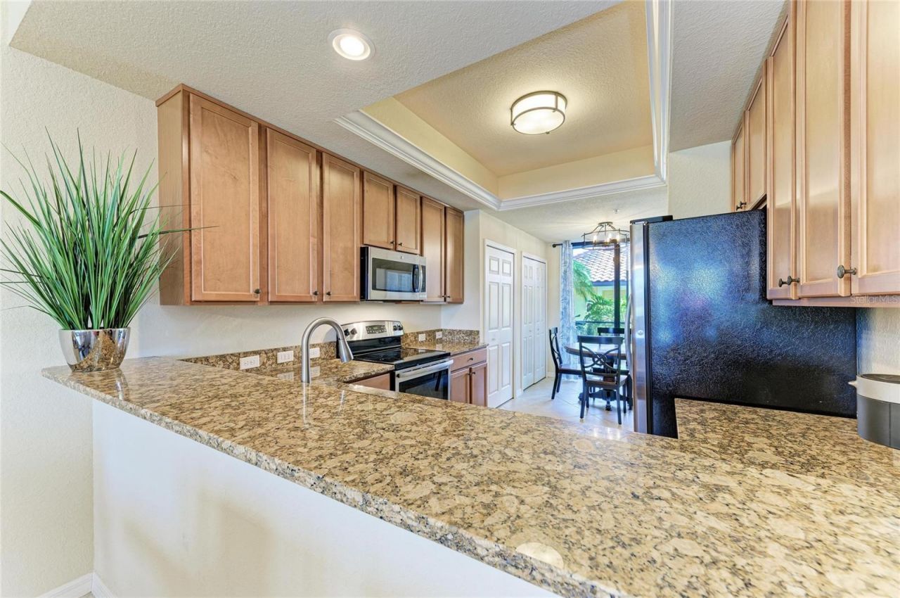 7305 River Hammock Drive, Unit 102, Bradenton, FL 34212 Photo