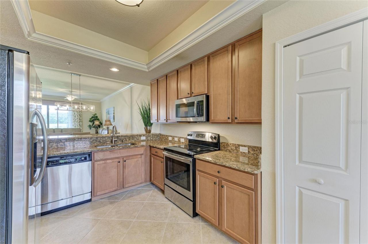 7305 River Hammock Drive, Unit 102, Bradenton, FL 34212 Photo