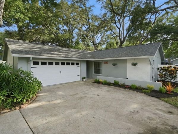 201 ARBOR GLEN DRIVE , PALM HARBOR, FL 34683
