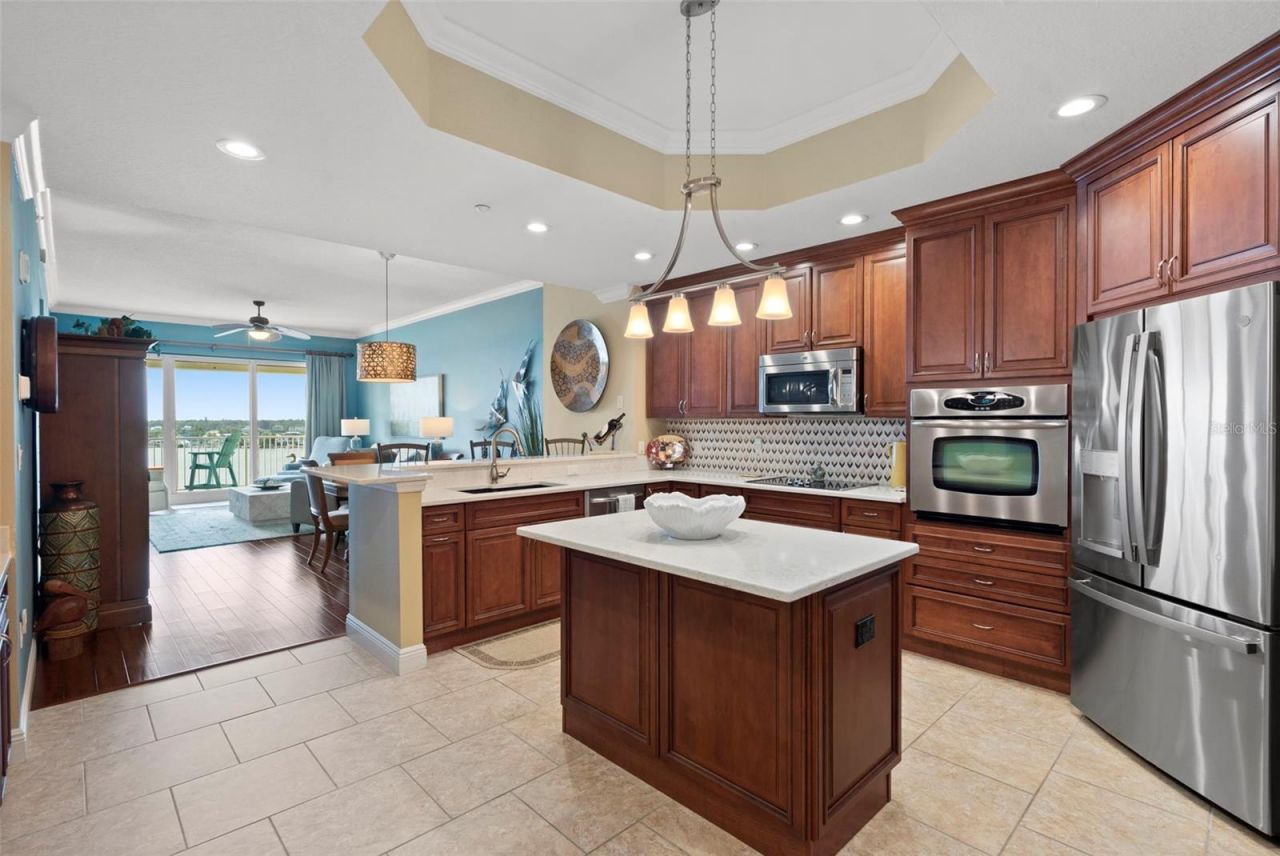 17717 Gulf Boulevard, Unit 604, Redington Shores, FL 33708 Photo