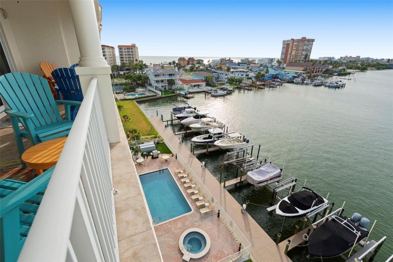 17717 Gulf Boulevard, Unit 604, Redington Shores, FL 33708 Photo