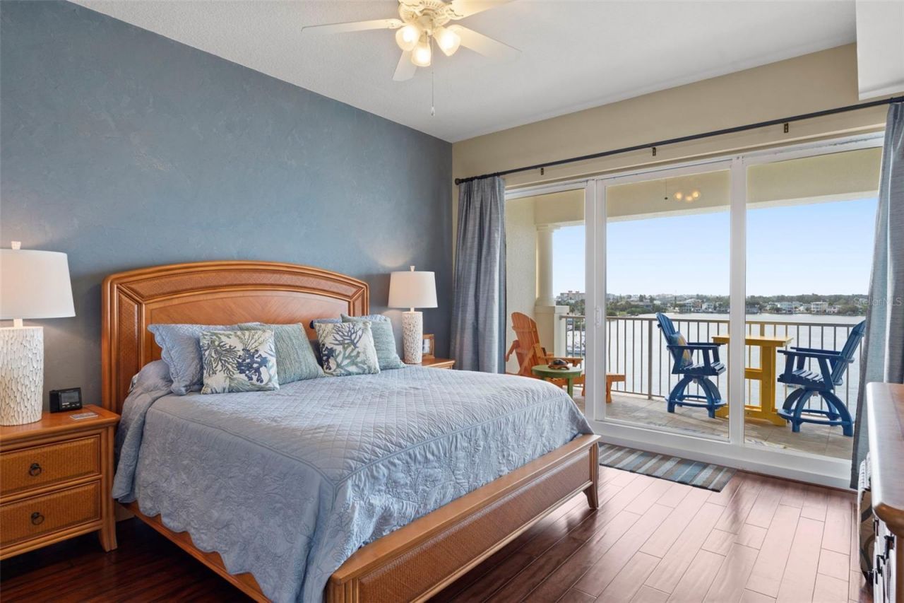 17717 Gulf Boulevard, Unit 604, Redington Shores, FL 33708 Photo