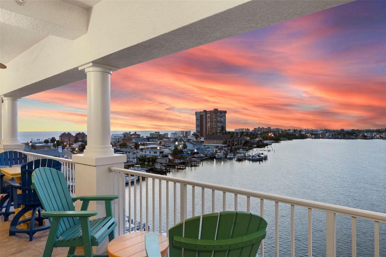 17717 Gulf Boulevard, Unit 604, Redington Shores, FL 33708 Photo
