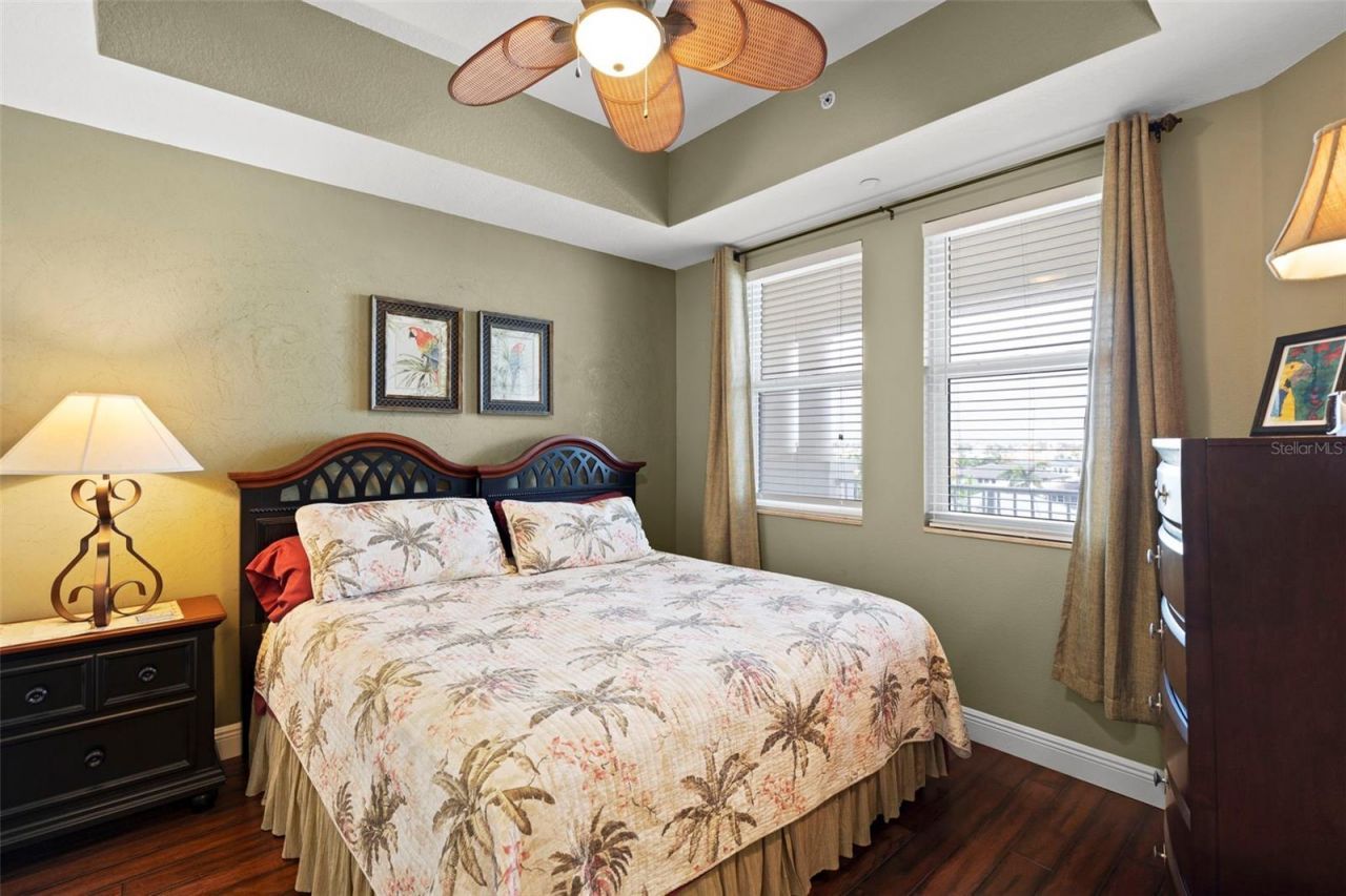 17717 Gulf Boulevard, Unit 604, Redington Shores, FL 33708 Photo