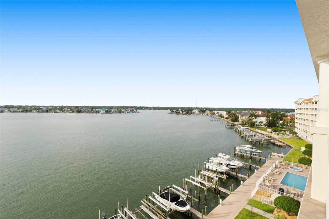17717 Gulf Boulevard, Unit 604, Redington Shores, FL 33708 Photo