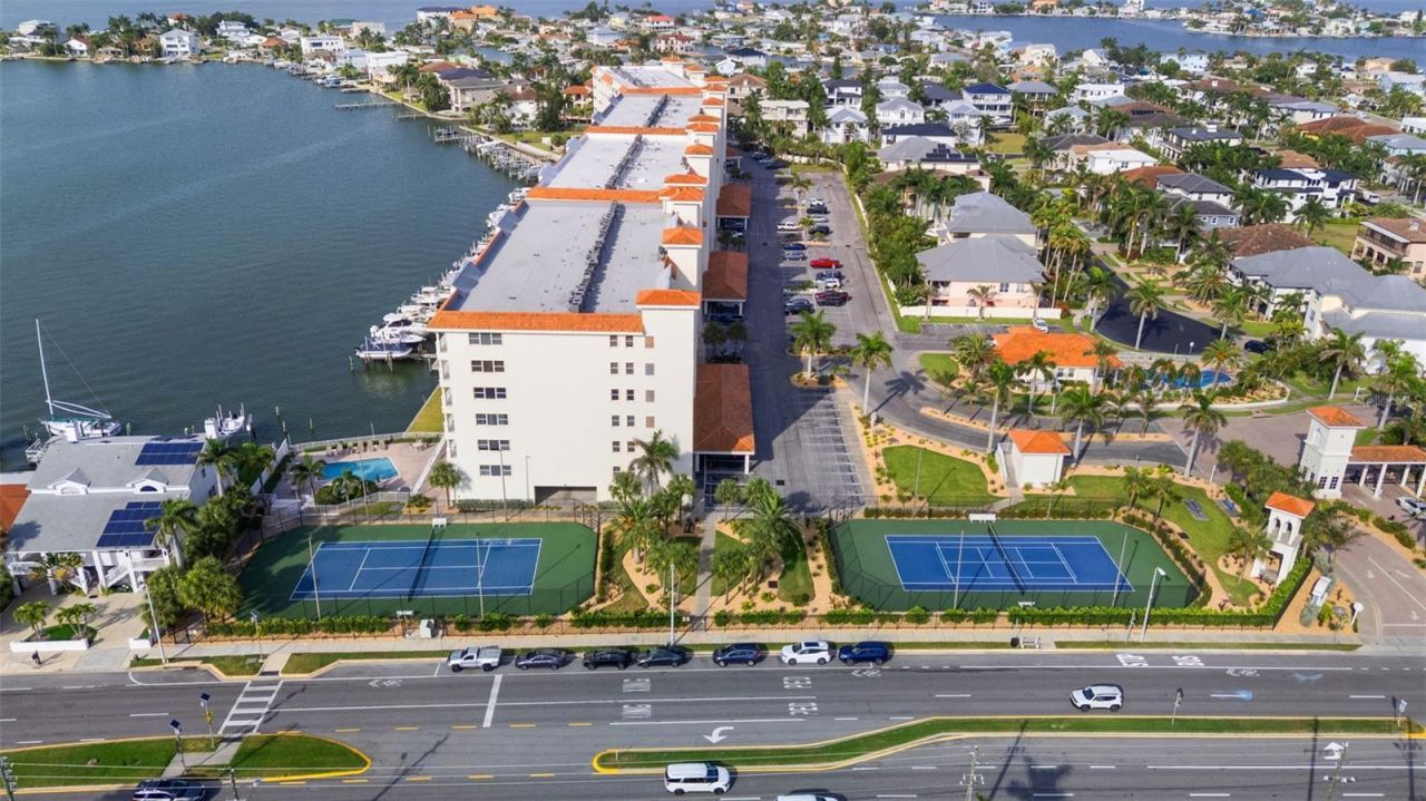 17717 Gulf Boulevard, Unit 604, Redington Shores, FL 33708 Photo