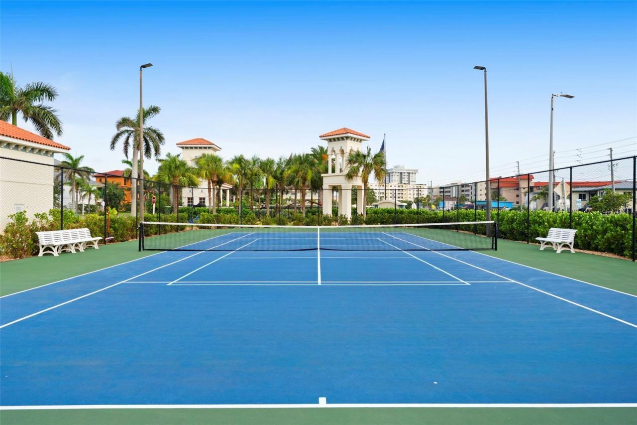 17717 Gulf Boulevard, Unit 604, Redington Shores, FL 33708 Photo