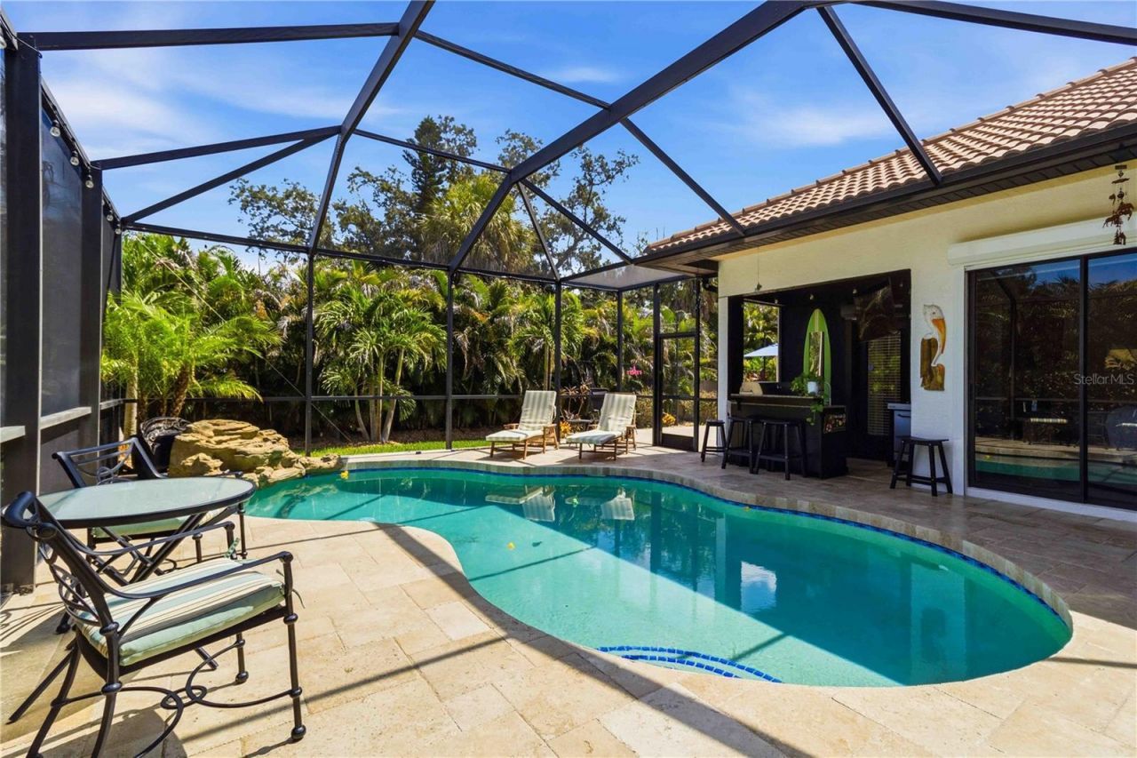8051 36th Street Circle E, Sarasota, FL 34243 Photo