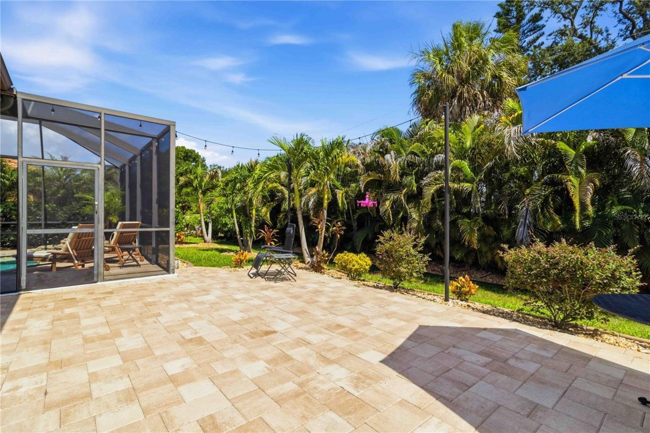 8051 36th Street Circle E, Sarasota, FL 34243 Photo