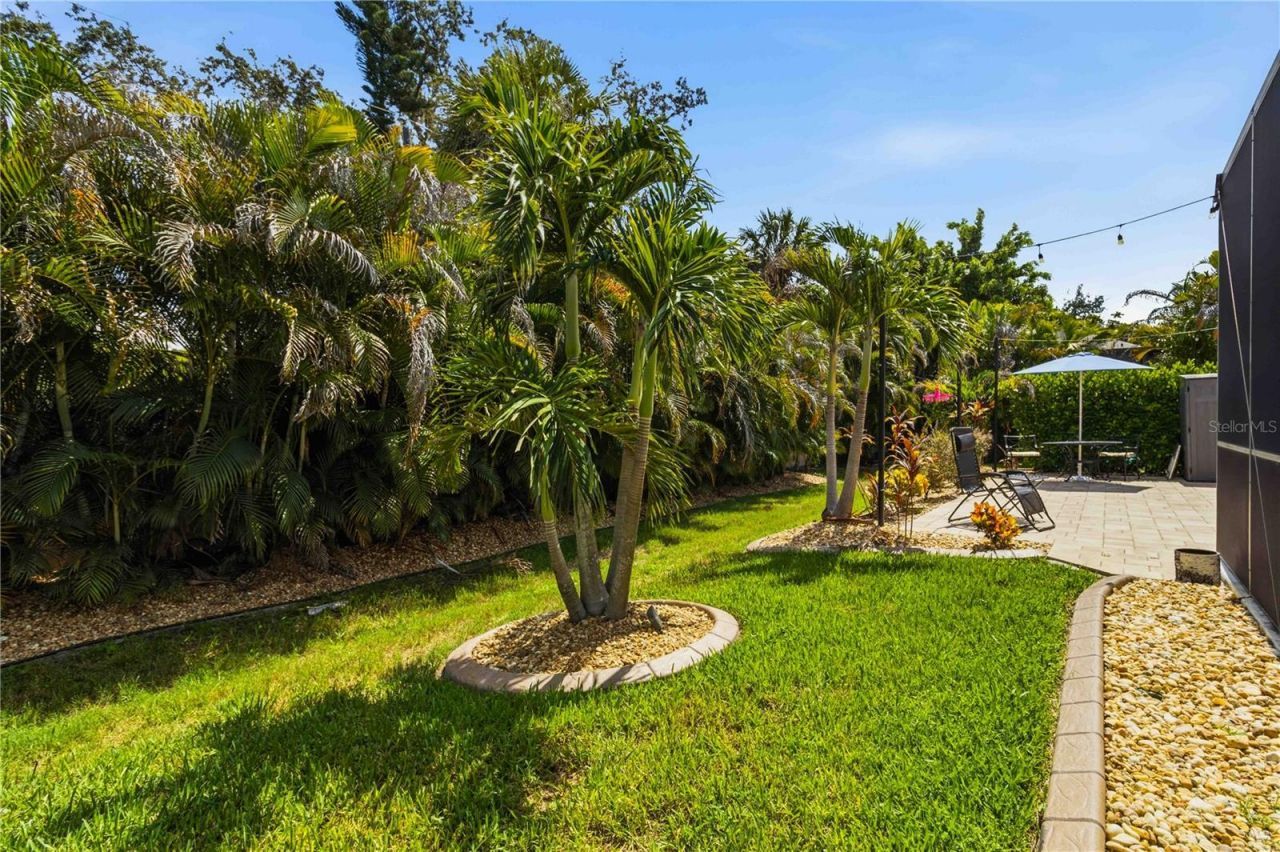 8051 36th Street Circle E, Sarasota, FL 34243 Photo