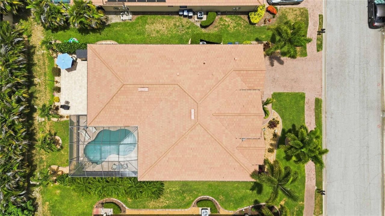 8051 36th Street Circle E, Sarasota, FL 34243 Photo