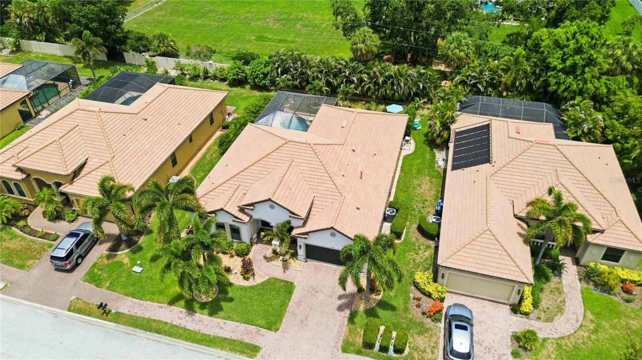 8051 36th Street Circle E, Sarasota, FL 34243 Photo