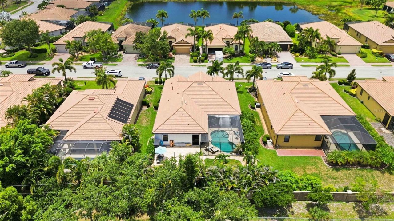 8051 36th Street Circle E, Sarasota, FL 34243 Photo