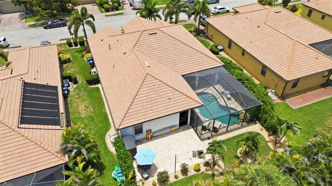 8051 36th Street Circle E, Sarasota, FL 34243 Photo