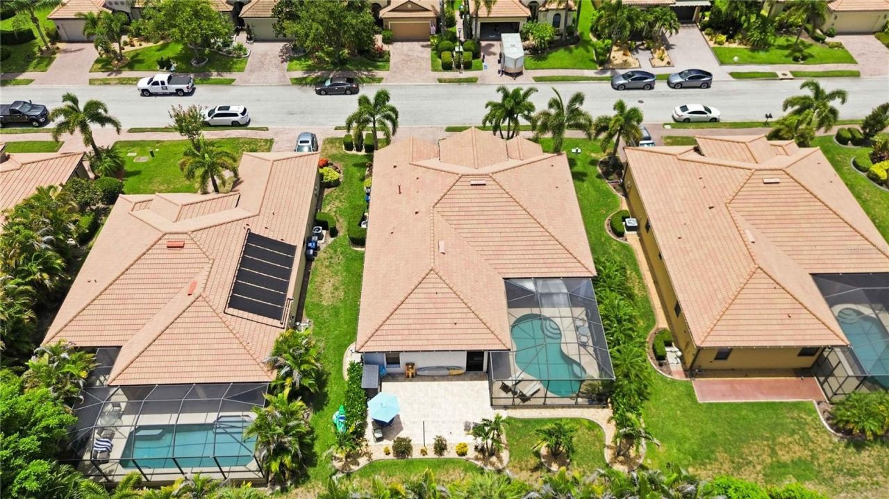8051 36th Street Circle E, Sarasota, FL 34243 Photo