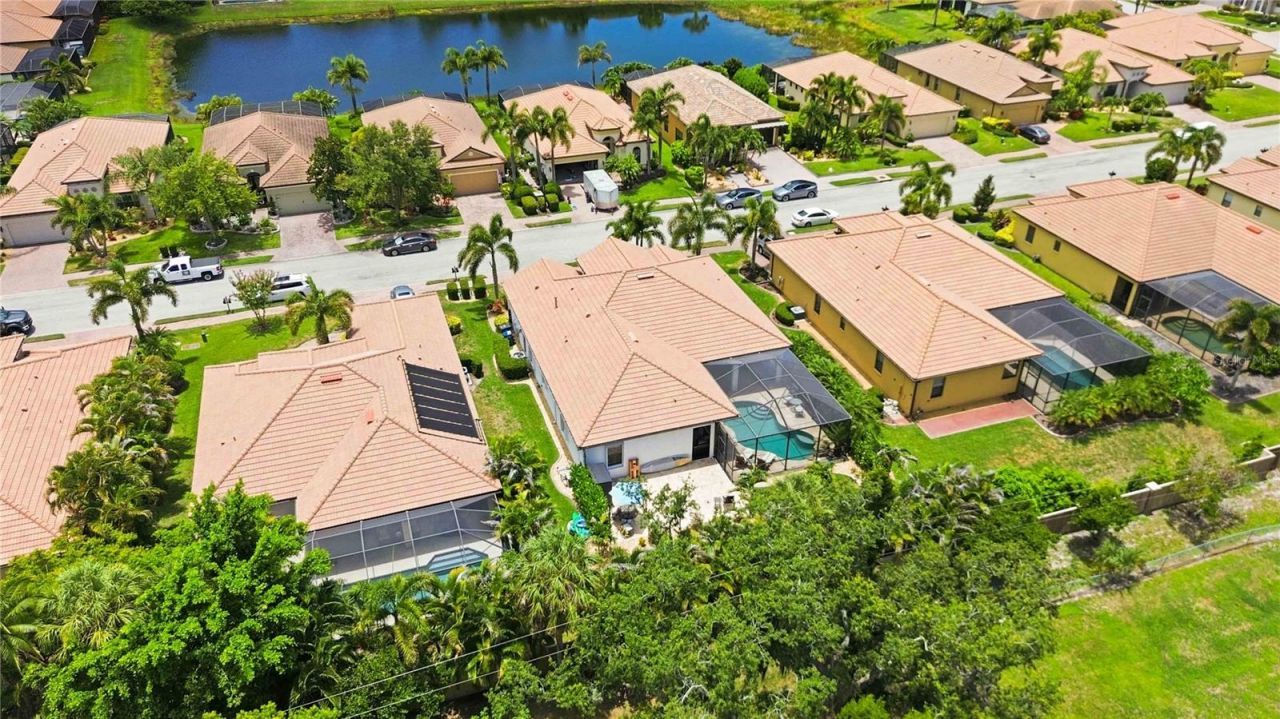 8051 36th Street Circle E, Sarasota, FL 34243 Photo