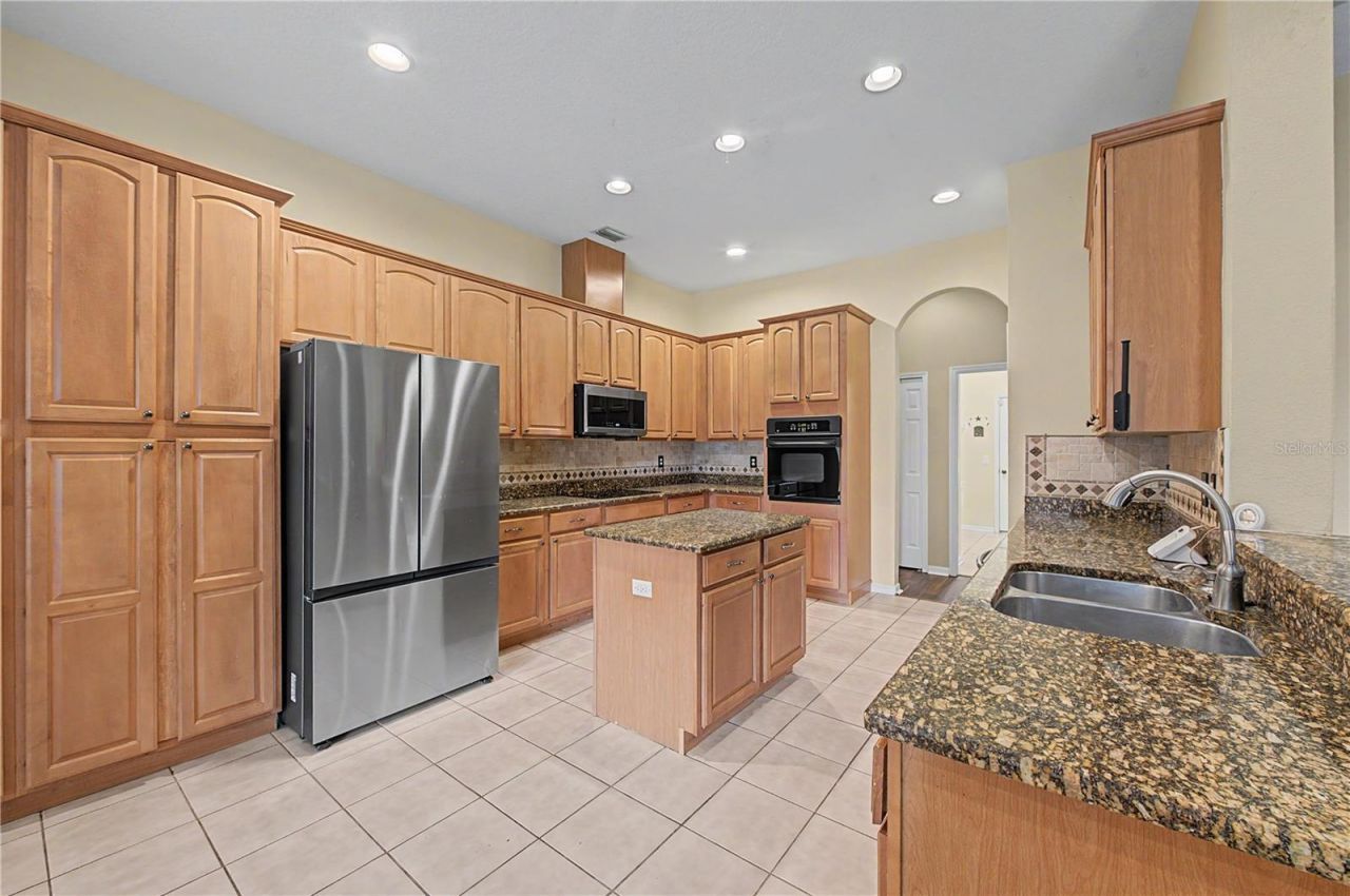 2418 Blue Stone Court, Valrico, FL 33594 Photo