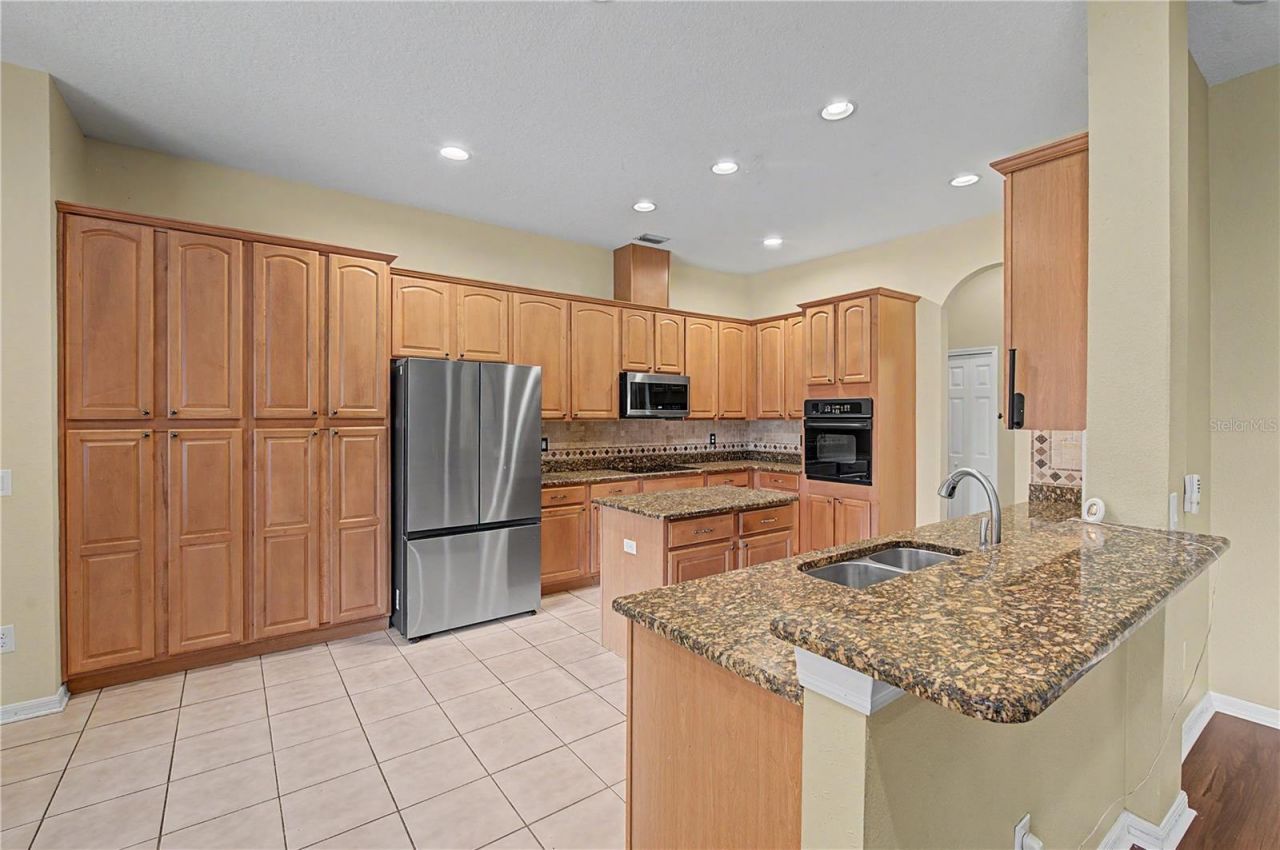 2418 Blue Stone Court, Valrico, FL 33594 Photo