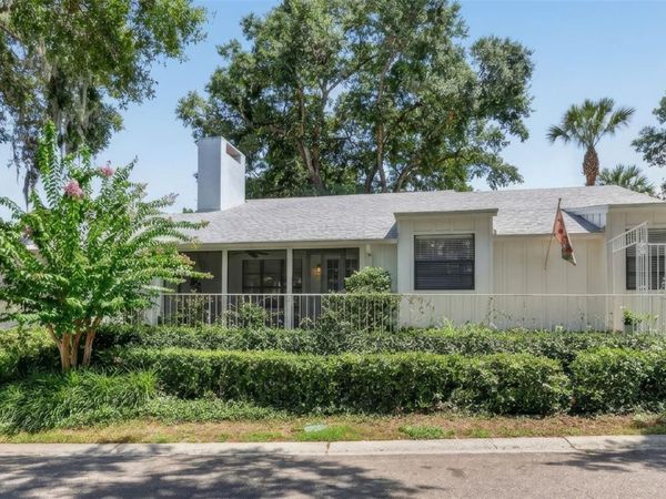 21 TOWNHILL DRIVE, EUSTIS, FL 32726