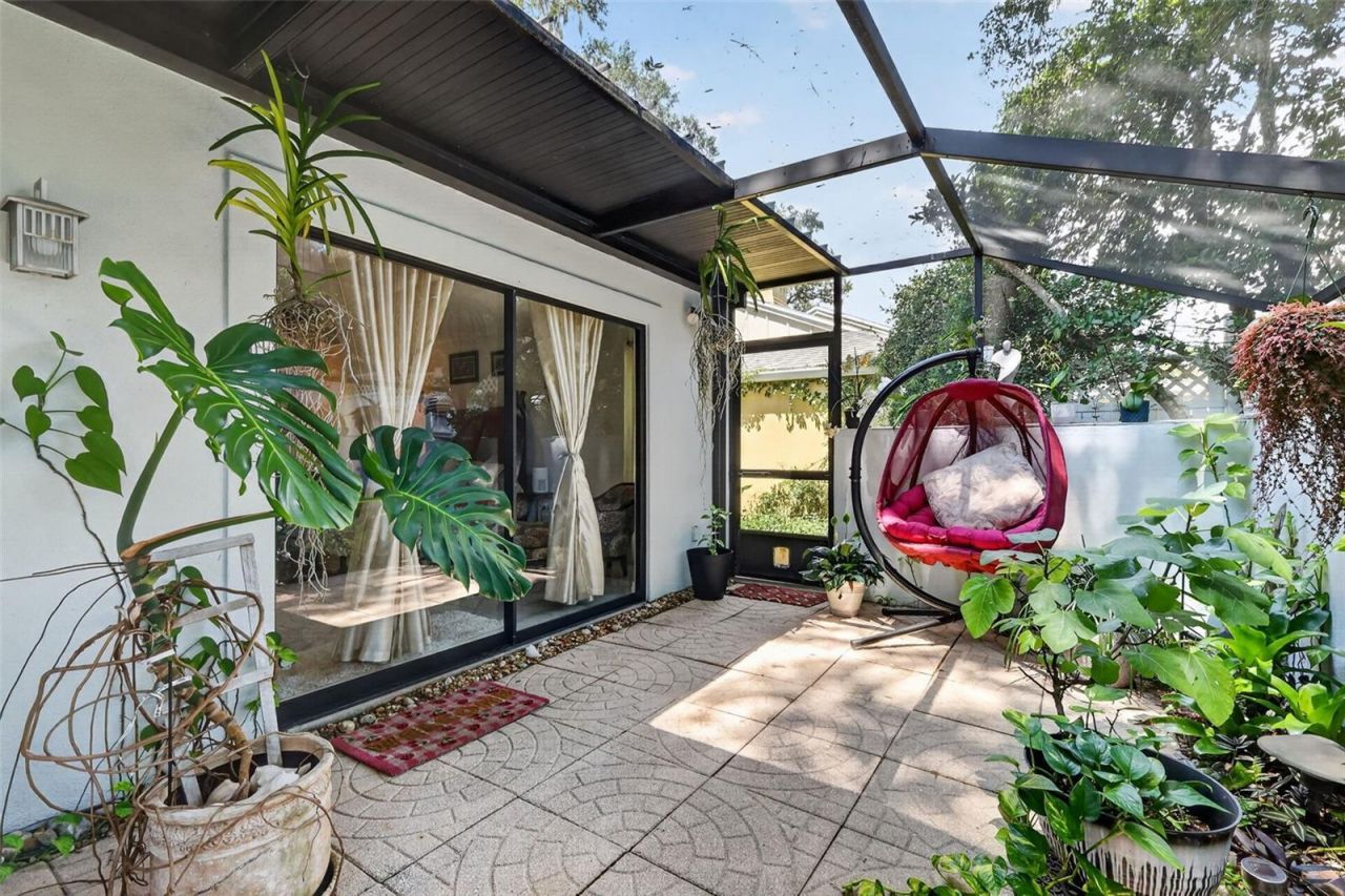 21 Townhill Drive, Eustis, FL 32726 Photo