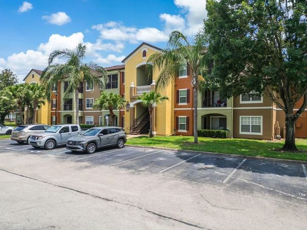 738 CREST PINES DRIVE , Unit 726, ORLANDO, FL 32828