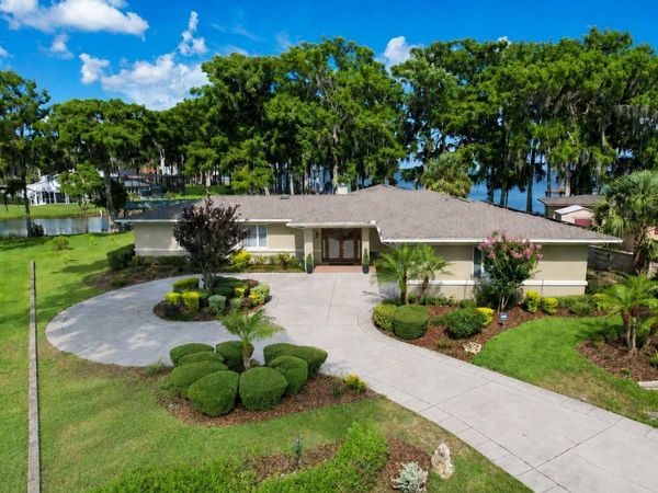 1000 LOVES POINT DRIVE , LEESBURG, FL 34748