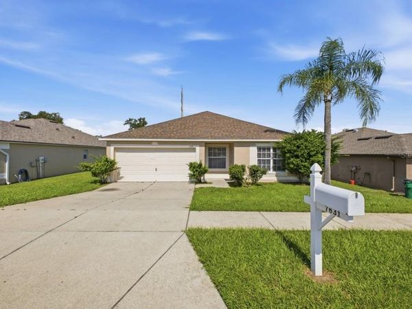 7631 MERCHANTVILLE CIRCLE , ZEPHYRHILLS, FL 33540