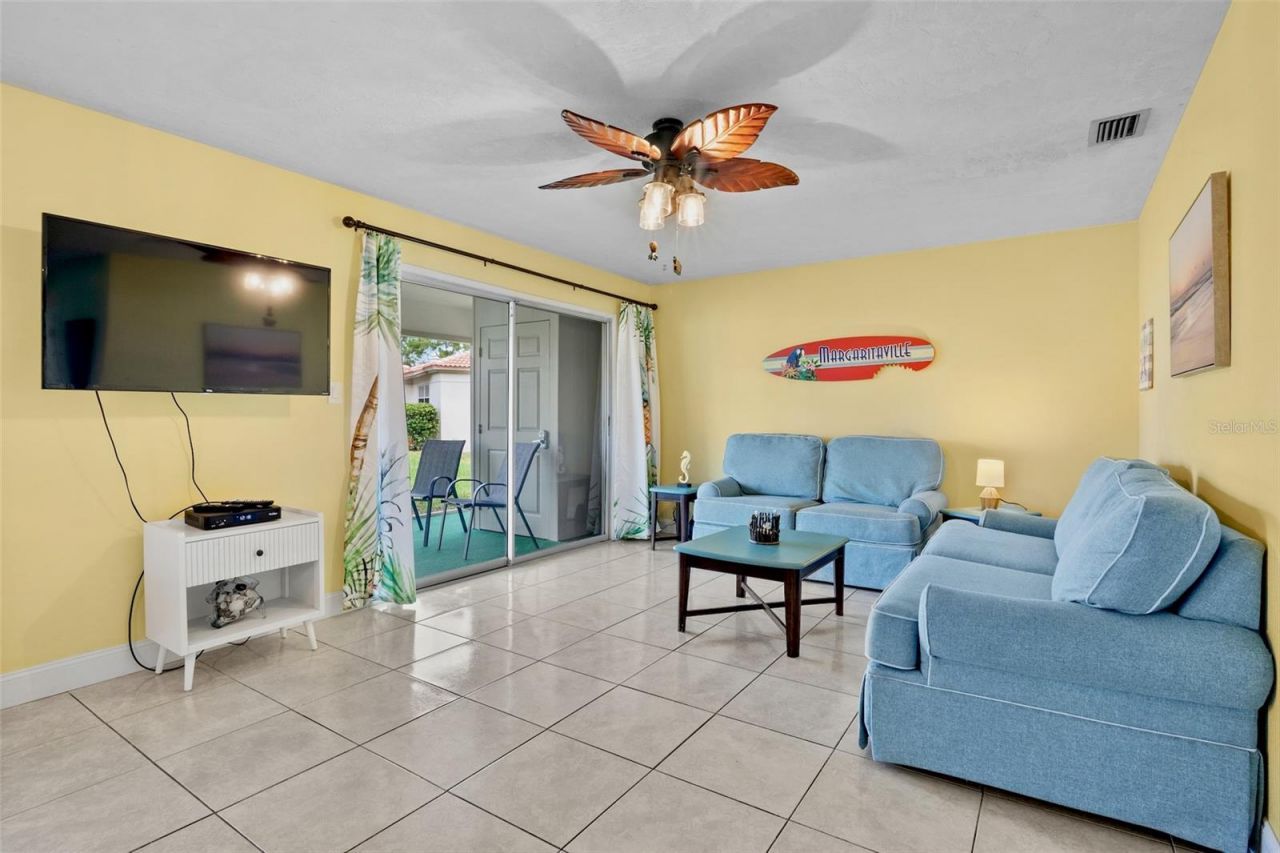 159 Vista Hermosa Circle, Unit 27B, Sarasota, FL 34242 Photo