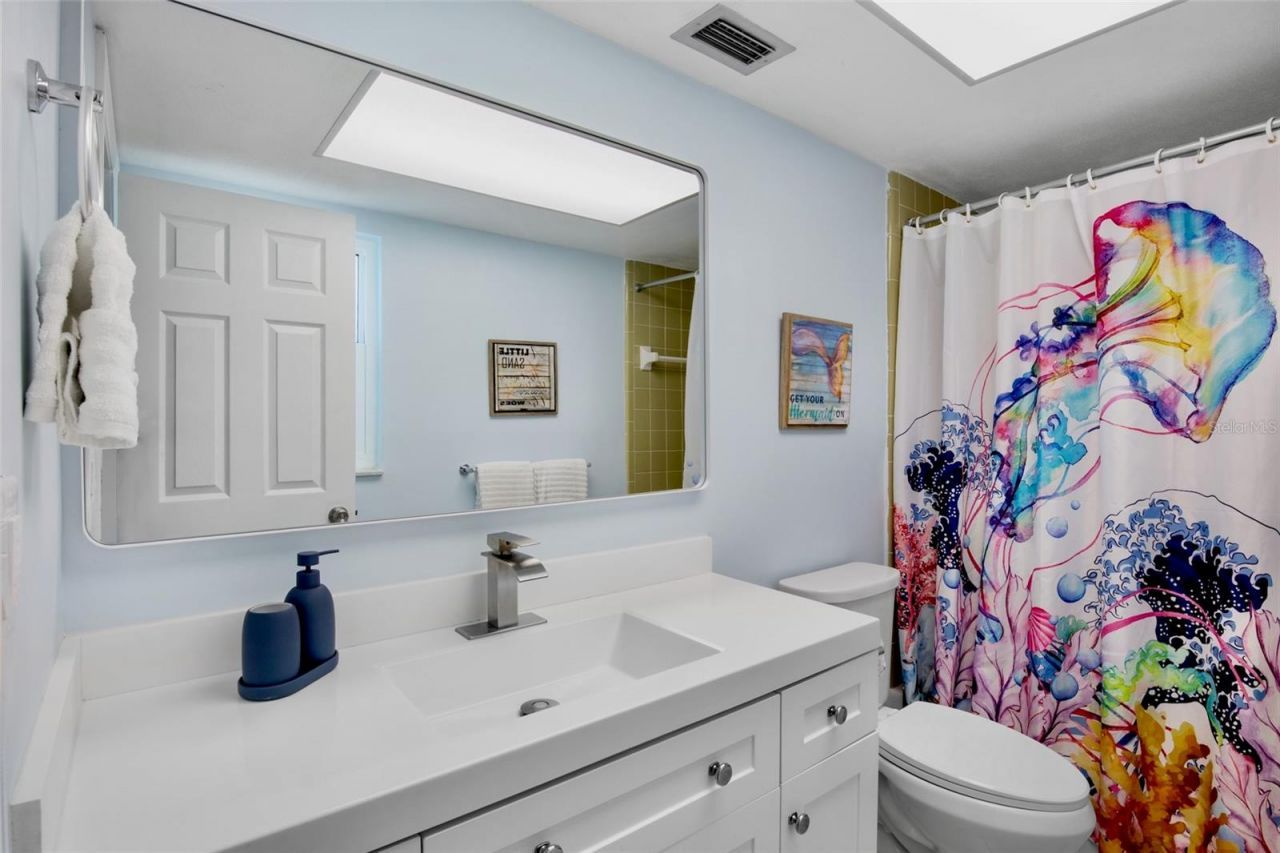 159 Vista Hermosa Circle, Unit 27B, Sarasota, FL 34242 Photo
