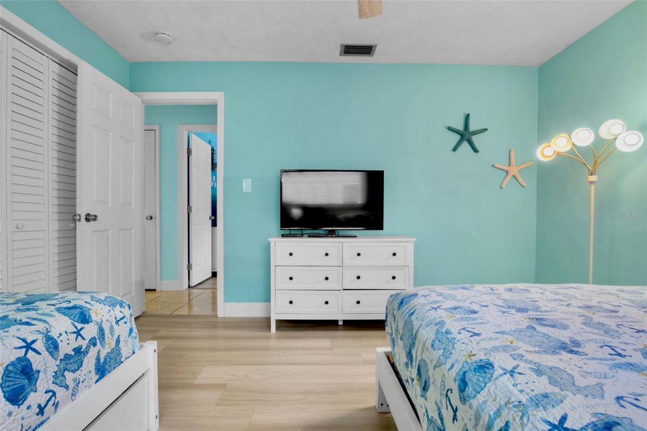 159 Vista Hermosa Circle, Unit 27B, Sarasota, FL 34242 Photo