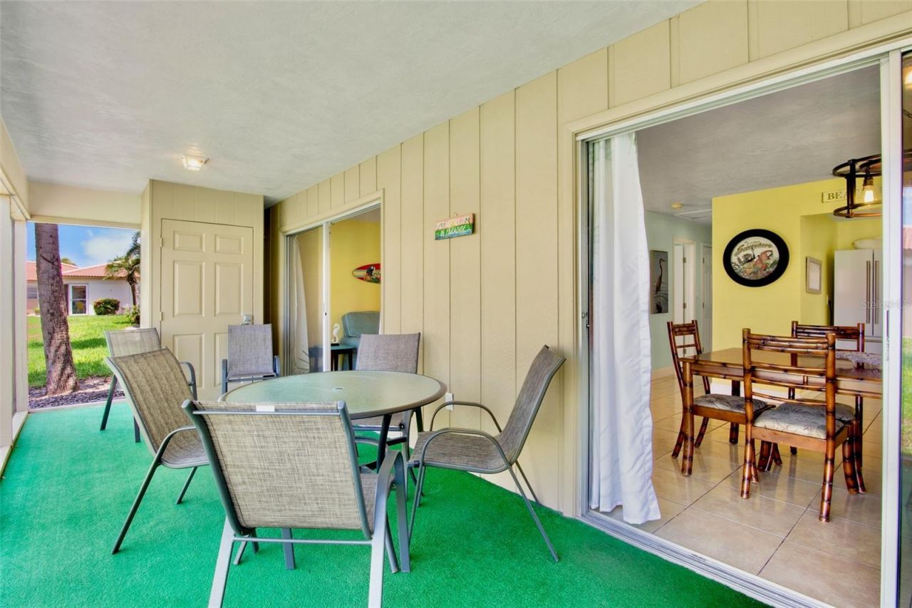 159 Vista Hermosa Circle, Unit 27B, Sarasota, FL 34242 Photo