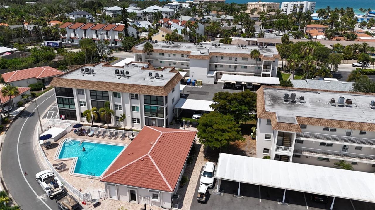 159 Vista Hermosa Circle, Unit 27B, Sarasota, FL 34242 Photo