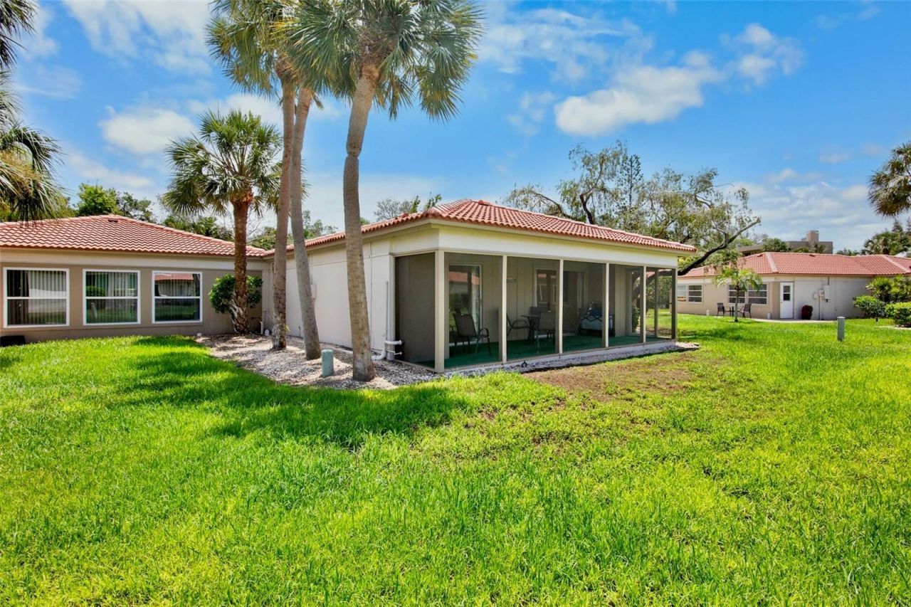159 Vista Hermosa Circle, Unit 27B, Sarasota, FL 34242 Photo