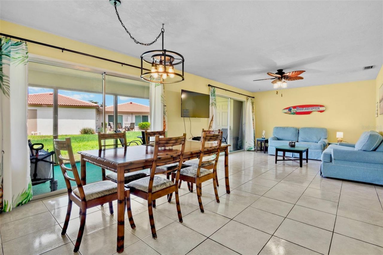 159 Vista Hermosa Circle, Unit 27B, Sarasota, FL 34242 Photo