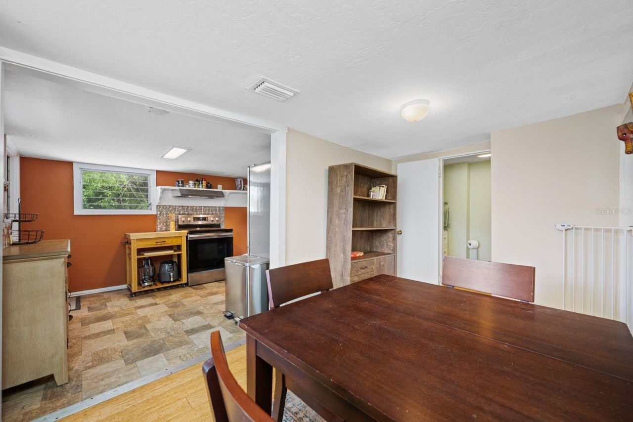 907 18th Avenue W, Palmetto, FL 34221 Photo