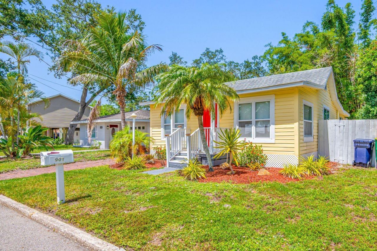 907 18th Avenue W, Palmetto, FL 34221 Photo