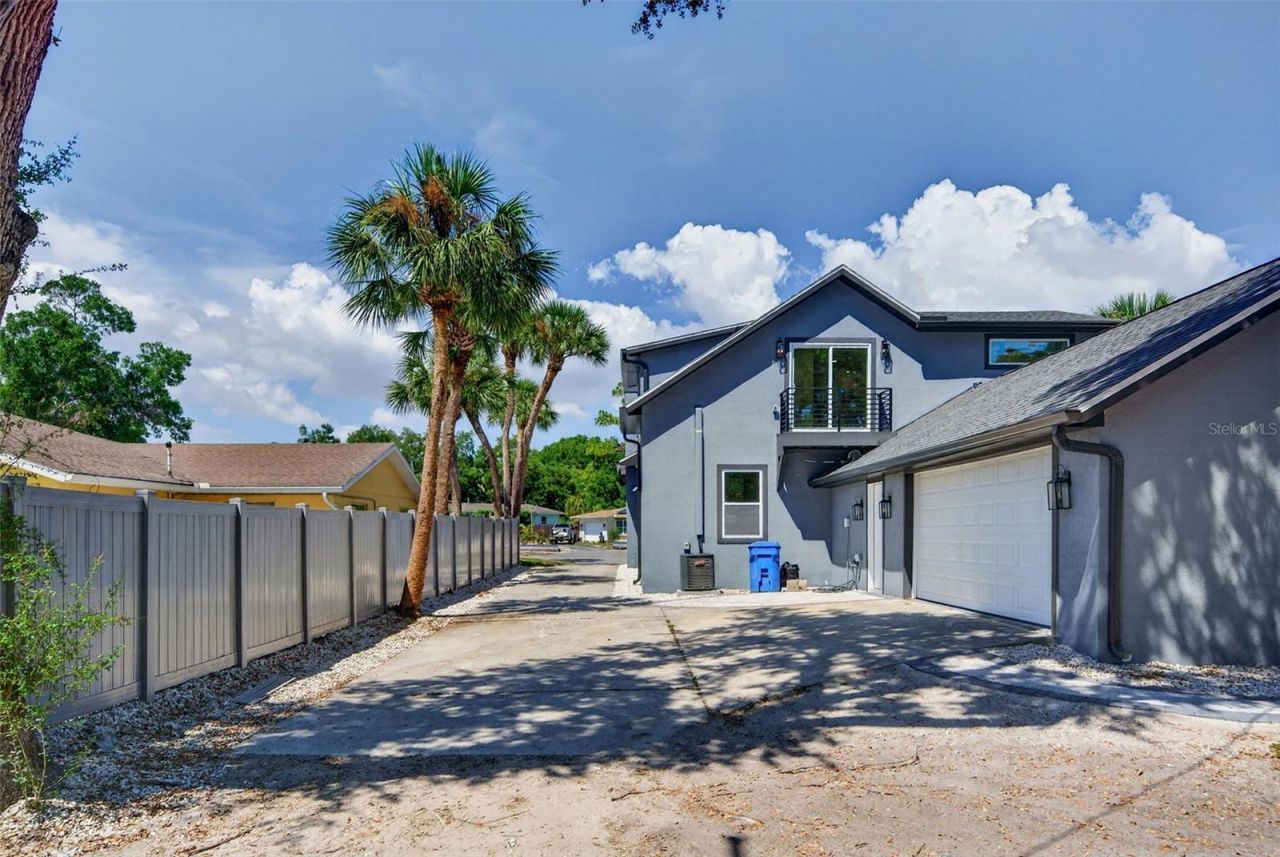 310 Park Street N, Saint Petersburg, FL 33710 Photo