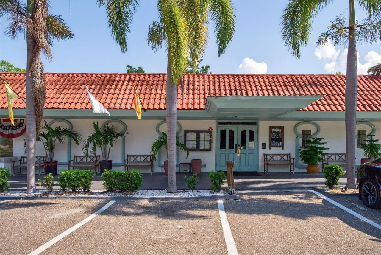310 Park Street N, Saint Petersburg, FL 33710 Photo