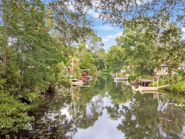 6416 THERESA AVENUE , WEEKI WACHEE, FL 34607