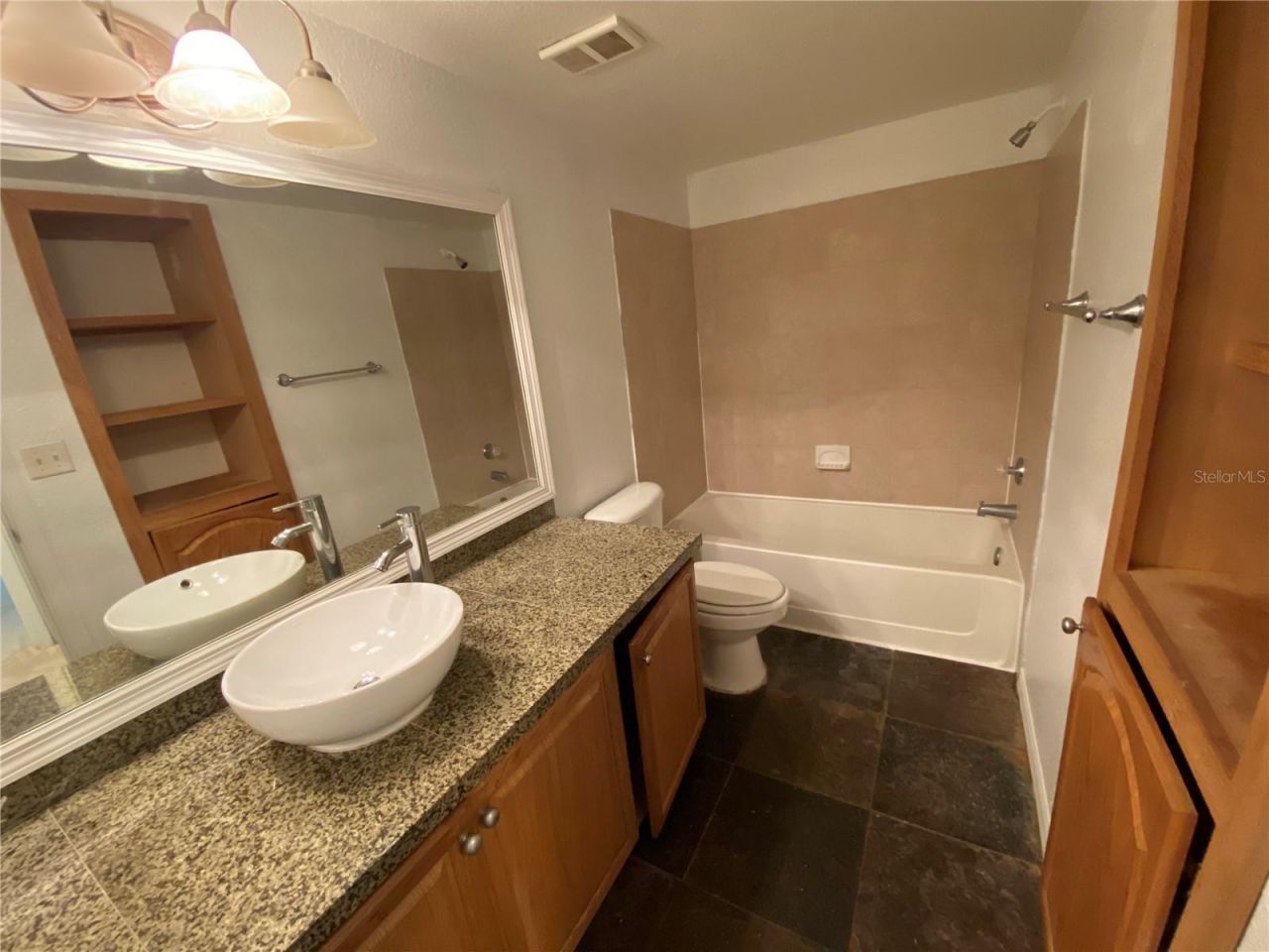 4572 Commander Drive , Unit 1234, Orlando, FL 32822 Photo
