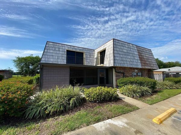 2949 POPLAR AVENUE , LEESBURG, FL 34748
