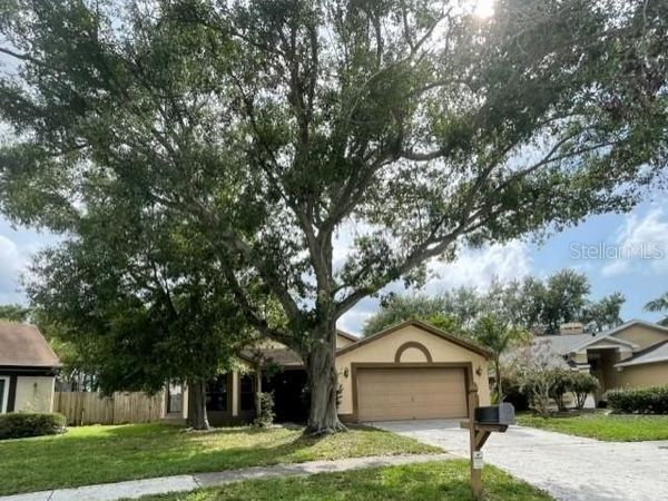 1520 ATTLEBORO LANE , BRANDON, FL 33511
