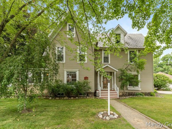 118 S 2nd Street, Carson City, MI 48811