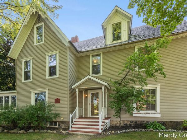 118 S 2nd Street, Carson City, MI 48811