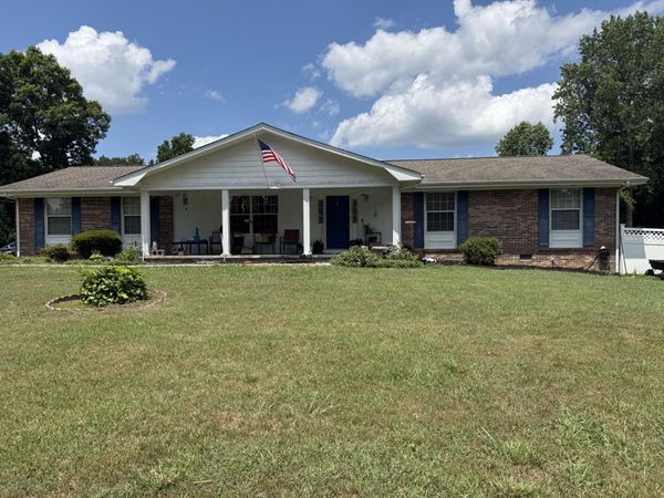 2505 Kenwood Drive , Athens, TN 37303