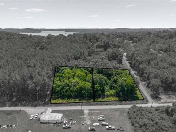 2324 Hinch St , Spring City, TN 37381