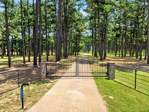 1201 Robbins Road, Athens, TX 75751