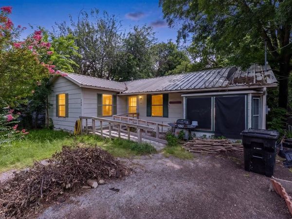 906 Branch Street, Greenville, TX 75401