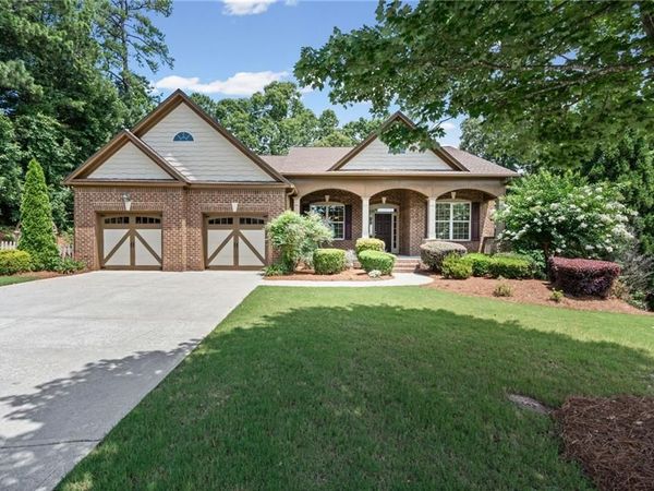4615 Hereford Court , Cumming, GA 30041